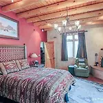 Cowboy Villa Two-Bedroom Holiday Home