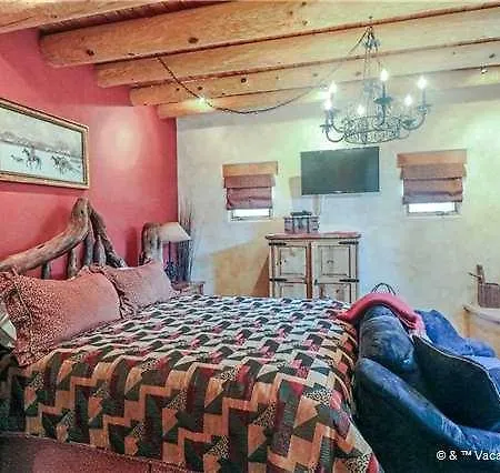 Cowboy Villa Two-Bedroom Holiday Home *